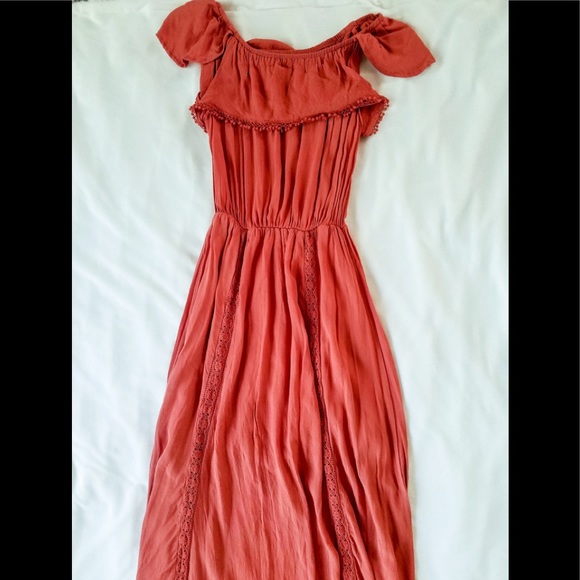 Gorgeous off the shoulder boho dress - Picture 4 of 4